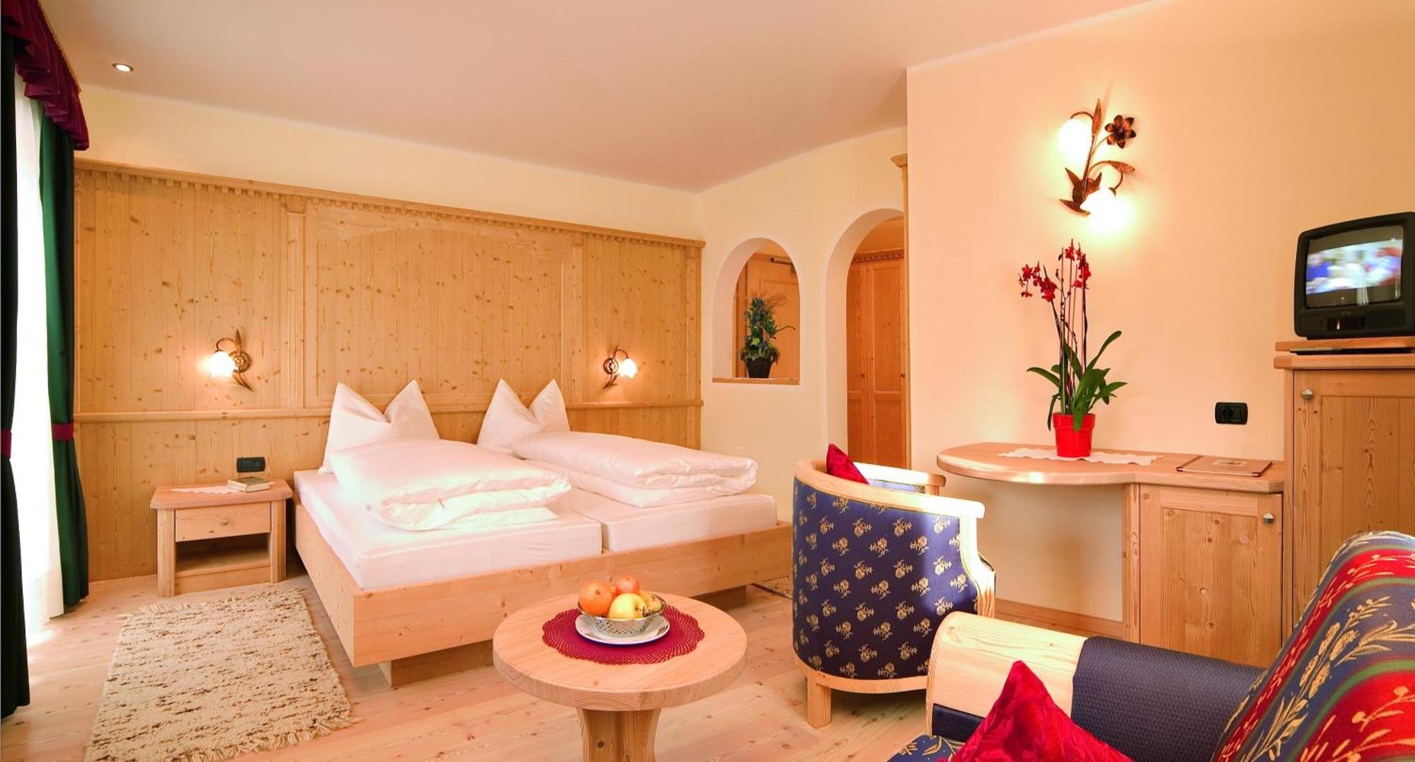 Gasthof Gasserhof Eggen ภายนอก รูปภาพ